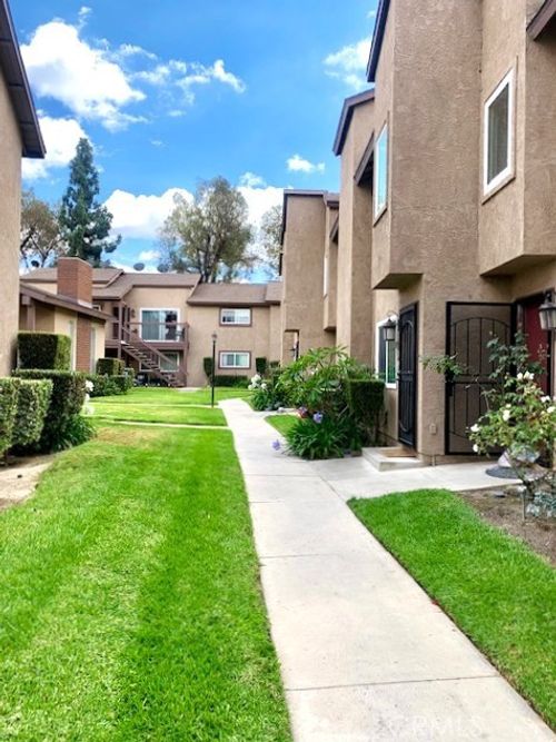 111-500 N Tustin Ave, Anaheim, CA, 92807-2715 | Card Image
