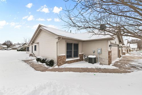 10993 Kirby Blvd, Chisago City, MN, 55013-5414 | Card Image
