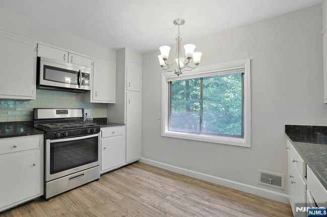 8 Autumn Ln, House other with 3 bedrooms, 1 bathrooms and null parking in Old Tappan NJ | Image 15