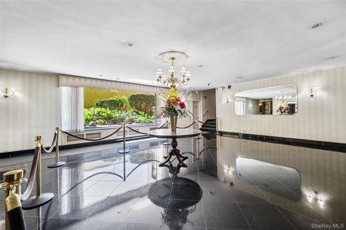 apt-505-14350 Hoover Ave, Jamaica, NY, 11435-2126 | Card Image