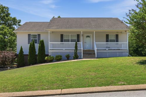 12797 Emerald Creek Cir, Soddy Daisy, TN, 37379-8001 | Card Image