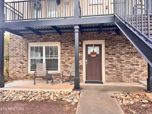 1711-1105 Tree Top Way, Knoxville, TN, 37920-1539 | Card Image