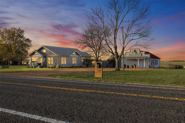 1731 Spur 458, House other with 6 bedrooms, 4 bathrooms and null parking in Carmine TX | Image 43