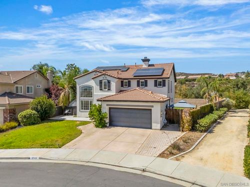 27431 Mangrove St, Murrieta, CA, 92563-3017 | Card Image