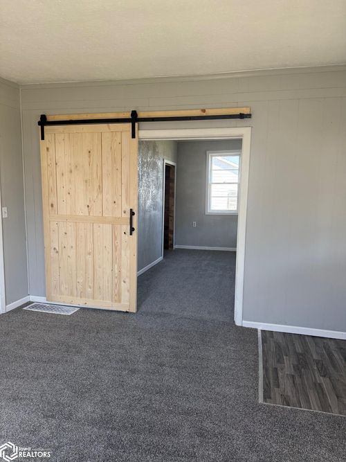 617 N Washington St, Bloomfield, IA, 52537-1254 | Card Image