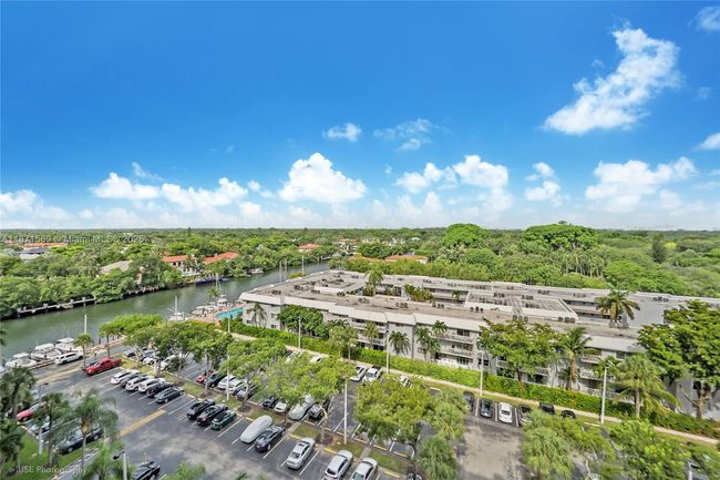APT-1015 - 90 Edgewater Dr, Condo with 2 bedrooms, 2 bathrooms and null parking in Coral Gables FL | Image 17