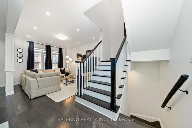 146 Moody Dr, House attached with 3 bedrooms, 3 bathrooms and null parking in Kleinburg ON | Image 9