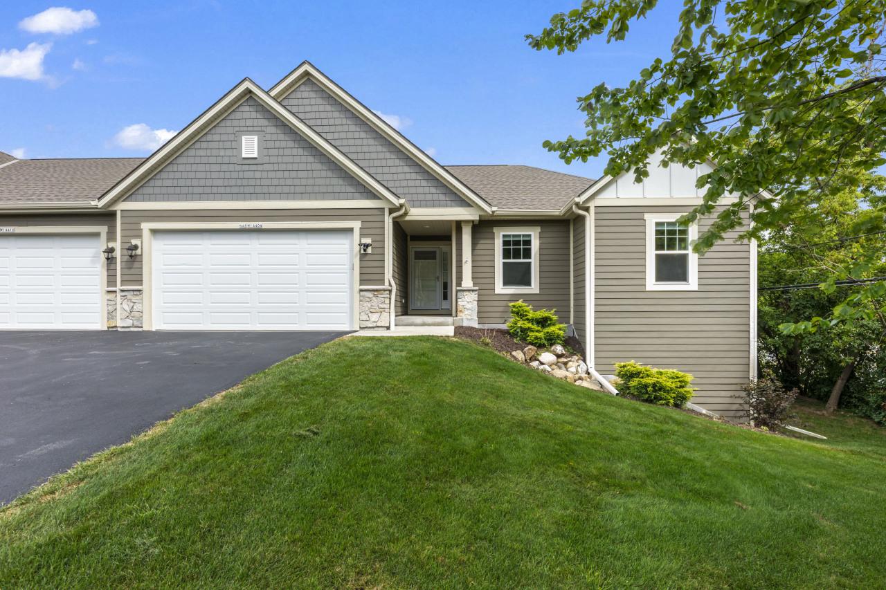Hampton Rd, Menomonee Falls, WI 53051