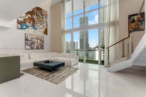 unit-905-1080 Brickell Ave, Miami, FL, 33131-3981 | Card Image