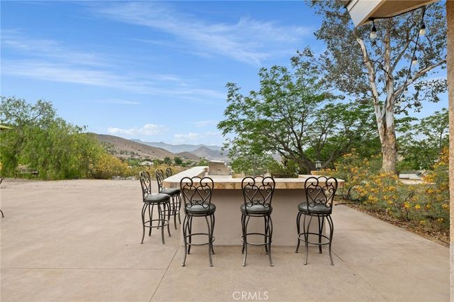 Built in bbq area | Image 40