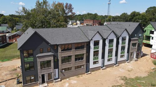 12-1305 Pendleton St, Greenville, SC, 29611-4833 | Card Image