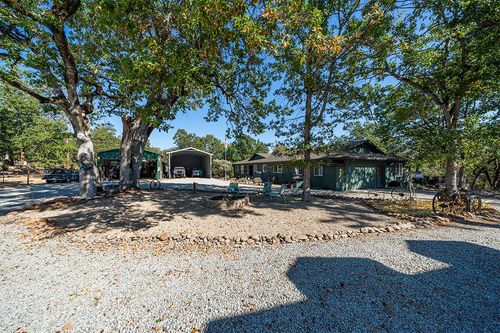 332 Rene Dr, Shady Cove, OR, 97539-9706 | Card Image