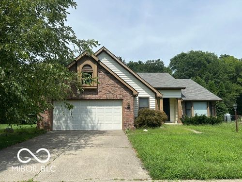 7420 Bramblewood Ln, Indianapolis, IN, 46254-9714 | Card Image
