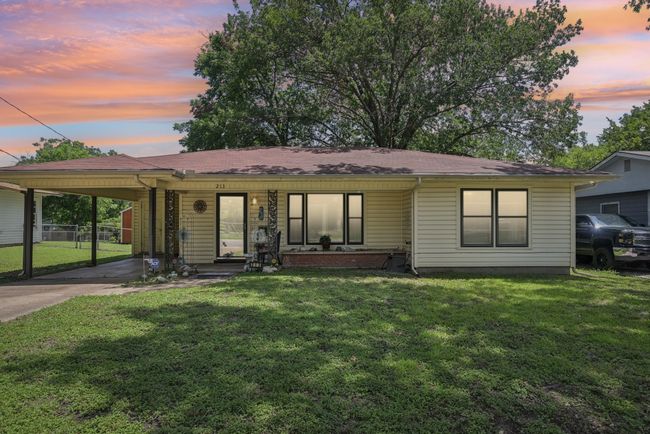 213 N 38 Th St, House other with 3 bedrooms, 1 bathrooms and null parking in Corsicana TX | Image 39
