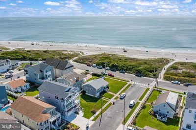 913 Ocean Avenue, House other with 4 bedrooms, 3 bathrooms and null parking in BRIGANTINE NJ | Image 3