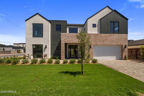 4114 E Roma Avenue, Phoenix, AZ, 85018 | Card Image