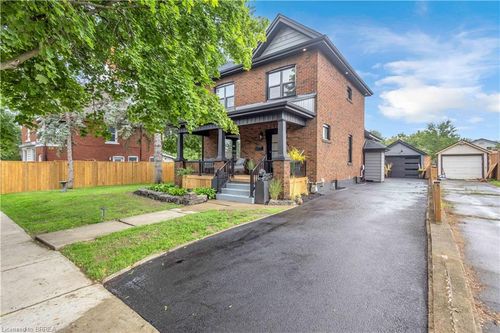 45 Brighton Ave, Brantford, ON, N3S1V8 | Card Image