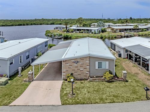 132 Martinique Road, NORTH PORT, FL, 34287 | Card Image