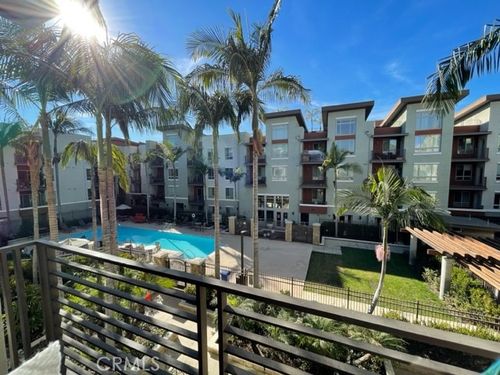 335-100 S Alameda St, Los Angeles, CA, 90013-1705 | Card Image