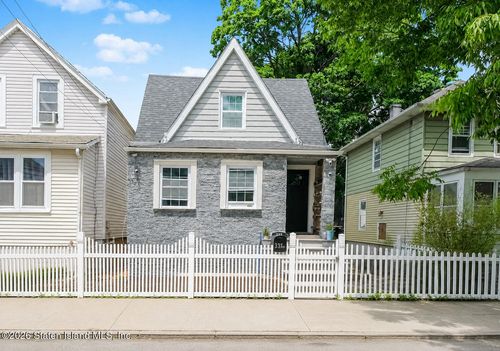335 Hillside Avenue, Staten Island, NY, 10304 | Card Image