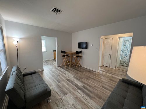 apt-a-301 7th St Sw, CHARLOTTESVILLE, VA, 22903-5502 | Card Image