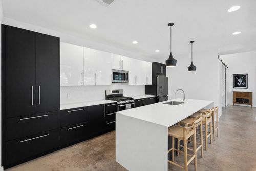 b-1005 Cardinal Ln, Austin, TX, 78704-6122 | Card Image