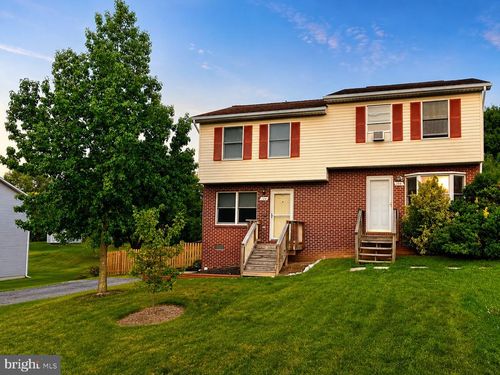 106 Lakeridge Dr, STEPHENS CITY, VA, 22655-3538 | Card Image