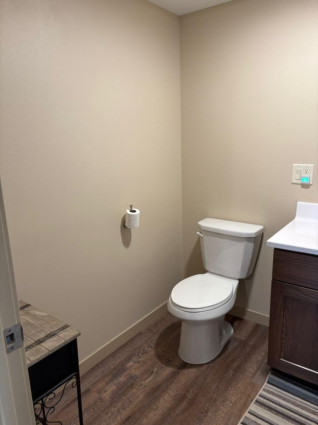 Bathroom | Image 30