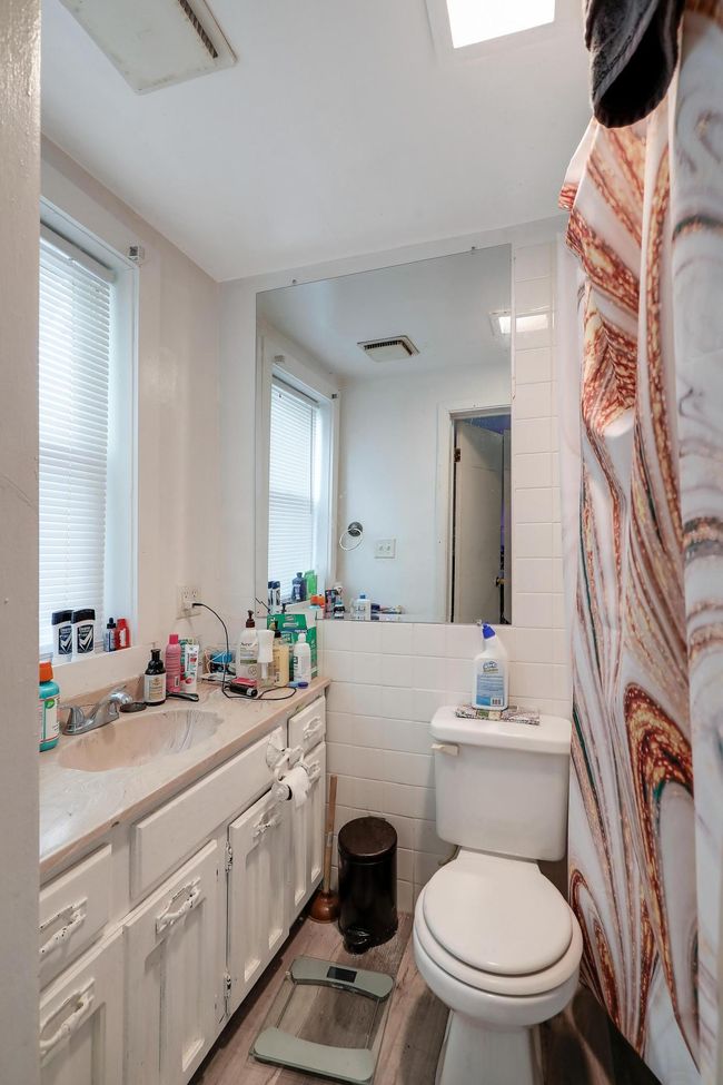 8710Photography-Web-Friendly-483-Como-Avenue-Saint-Paul-MN-55103-32.jpg | Image 32