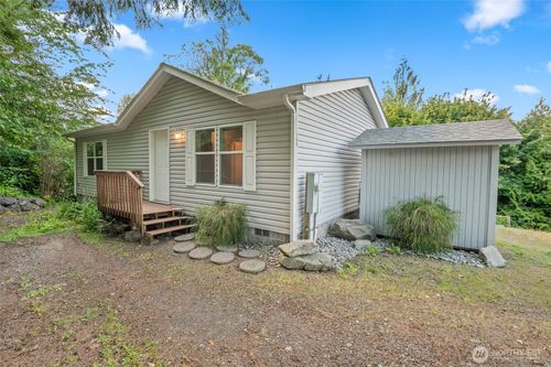 180 E Pine St, Union, WA, 98592-9518 | Card Image