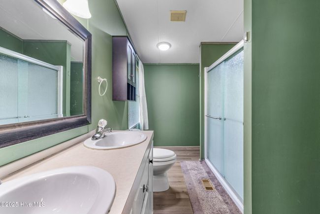 107 Indian Cave Dr, House other with 4 bedrooms, 2 bathrooms and null parking in Richlands NC | Image 38