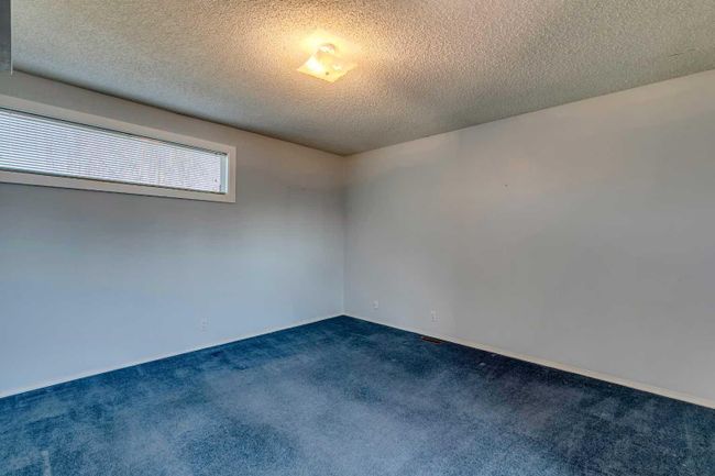 4016 46 Street Sw, Home with 3 bedrooms, 1 bathrooms and 2 parking in Calgary AB | Image 7