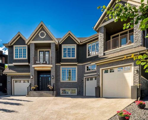 11 Elveden Pl Sw, Calgary, AB, T3H0L1 | Card Image