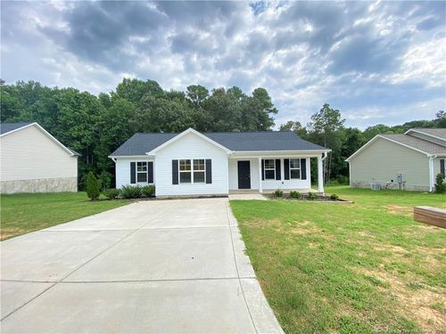 529 Hamlet Dr, Broadway, NC, 27505-8011 | Card Image