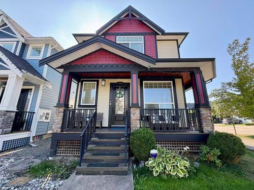 17402 2b Ave, Surrey, BC, V3Z6R9 | Card Image