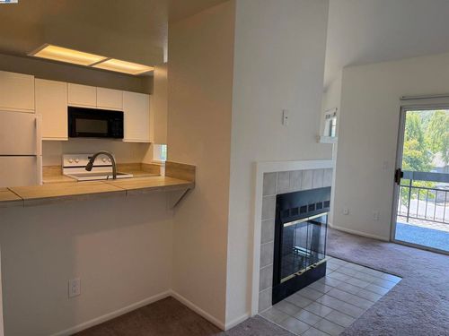 8145 Mountain View Dr, Pleasanton, CA, 94588-4753 | Card Image