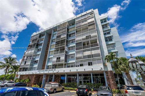 apt-8g-16850 S Glades Dr, North Miami Beach, FL, 33162-2973 | Card Image