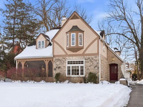 2031 Concord Rd, Upper Arlington, OH, 43212-1949 | Card Image