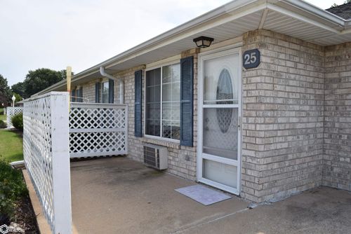 25-1123 48th St, Fort Madison, IA, 52627-4628 | Card Image