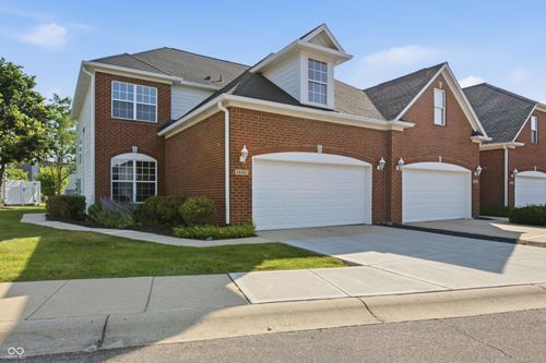 16341 Meadowlands Ln, Westfield, IN, 46074-8438 | Card Image