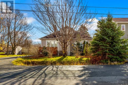 13 Harbour View Ave, St. John's, NL, A1A5C9 | Card Image