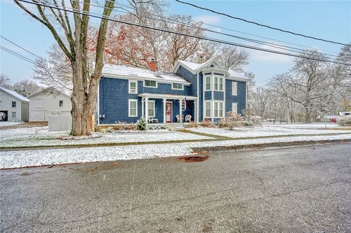 46 East Ave, Naples, NY, 14512-9275 | Card Image