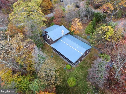 15700 Dogwood Dr, FORT LOUDON, PA, 17224-9518 | Card Image