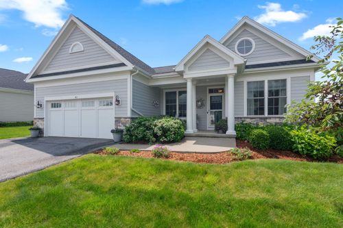 41 Halfmoon Ln, Williston, VT, 05495-7945 | Card Image