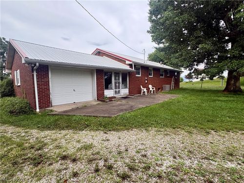 2023 Lake Washington Rd, Washington, WV, 26181-8219 | Card Image