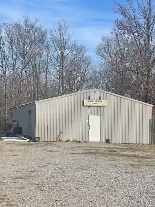 17450 N Highway 94, Pea Ridge, AR, 72751-9523 | Card Image