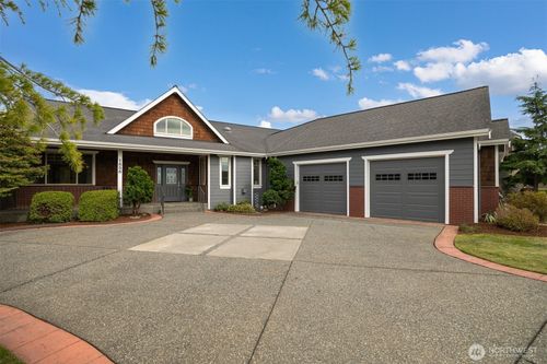 1858 Emerald Way, Lynden, WA, 98264-8561 | Card Image