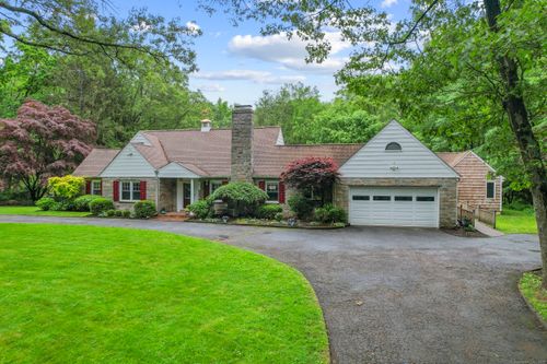 190 E Rocks Rd, Norwalk, CT, 06851-1724 | Card Image