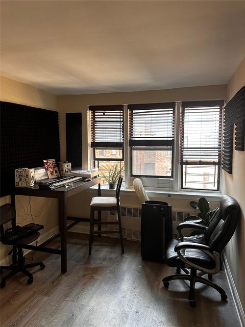apt-4e-2640 Marion Ave, Bronx, NY, 10458-4120 | Card Image