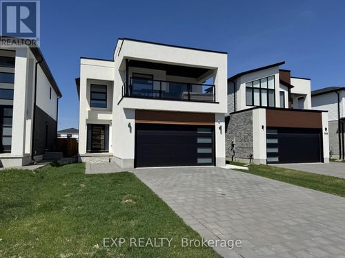 1562 Bob Schram Way, London, ON, N6G3K2 | Card Image